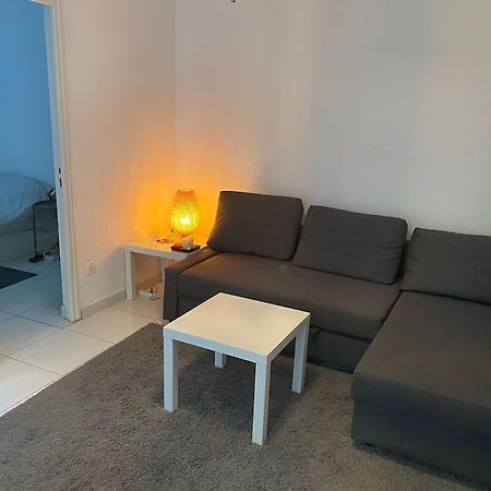 Appt 4 Pers Avec Jardin Ombrage En Centre Ville De Sete Exterior photo